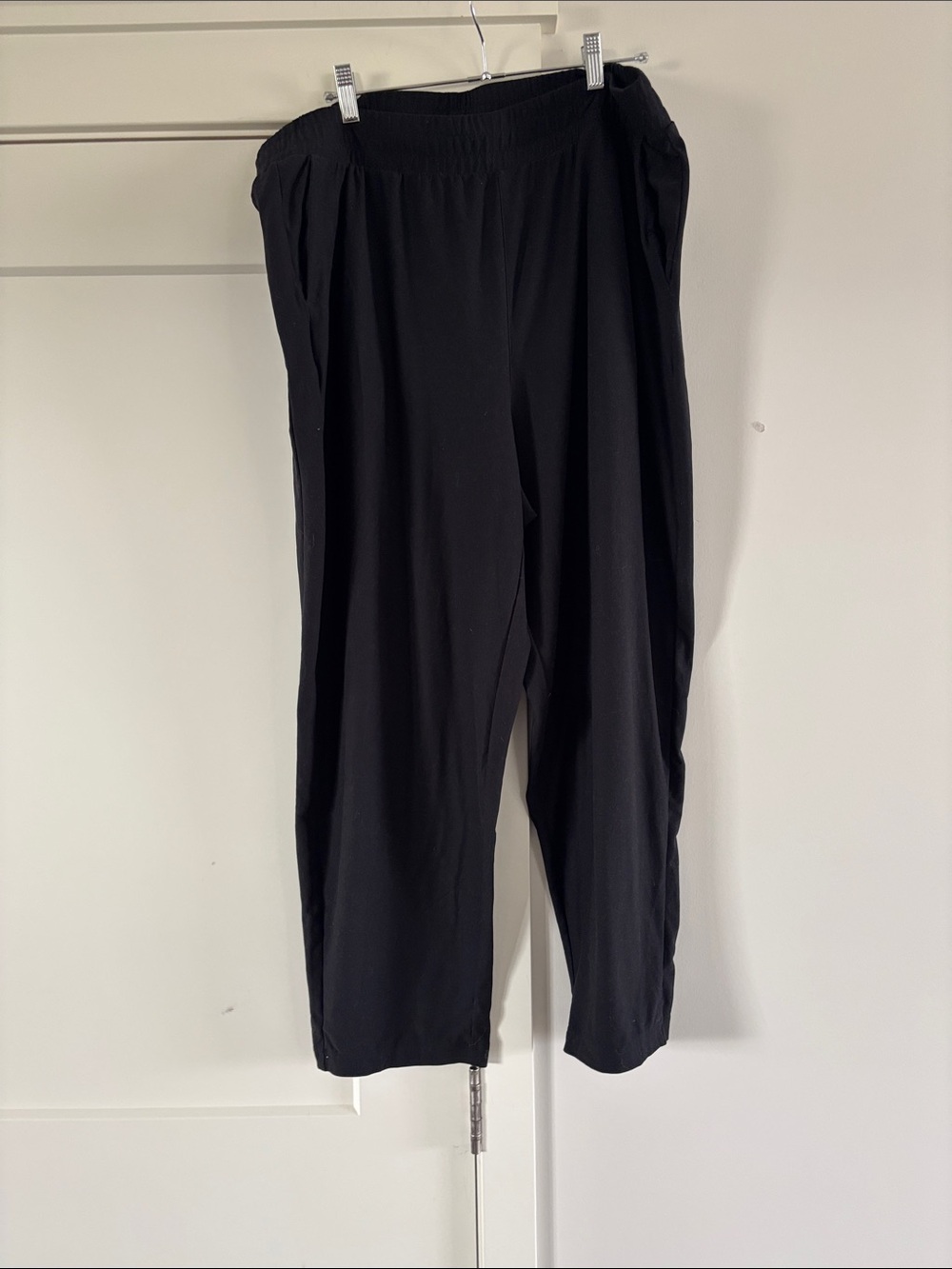 Lands' End Men's Black Elastic-Waist Jogger Pants